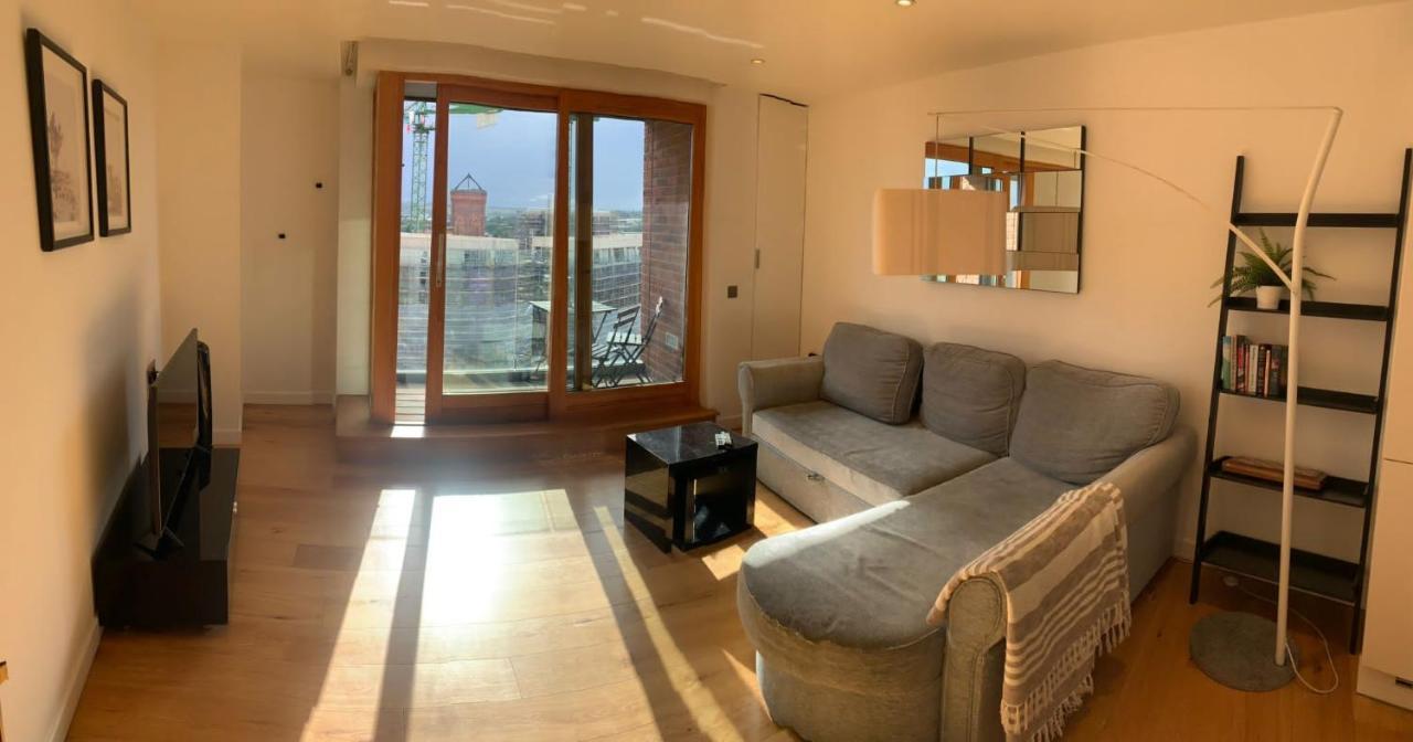 2 Bed Apartment In Granary Wharf Leeds Leeds  Exterior foto
